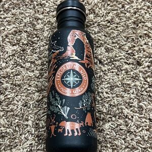 Klean Kanteen Explore the Wild Moab, Utah stainless steel water bottle 24 oz